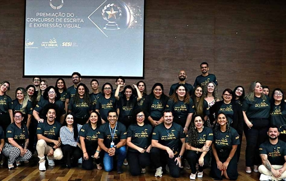 Com projeto de leitura, Escola SESI premia alunos